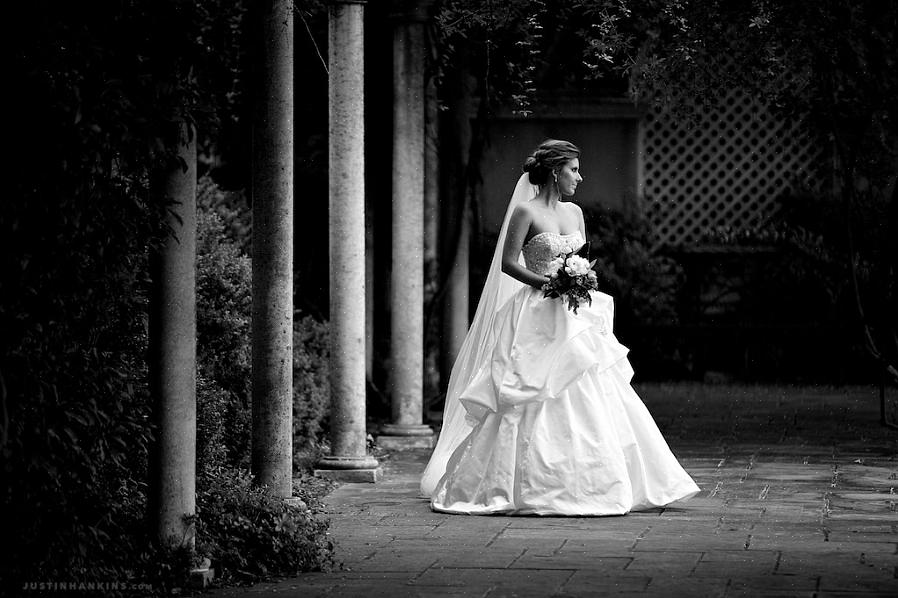 Tirada alguns dias ou semanas antes do casamento no estúdio do fotógrafo