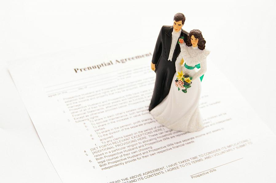 Prós Um acordo de casamento pré-nupcial não indica que o casal está antecipando o divórcio