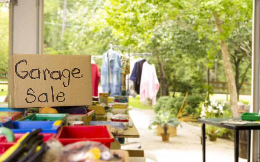 Sábado são dias tradicionais de venda de garagem