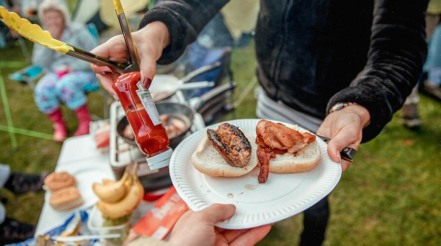 Você pode se deparar com tanto trabalho que não conseguirá sair de sua mesa por tempo suficiente para comer