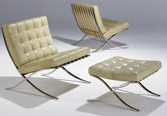 Knoll International (o nome da empresa desde 1969) ainda está produzindo a cadeira Barcelona "menos é mais"