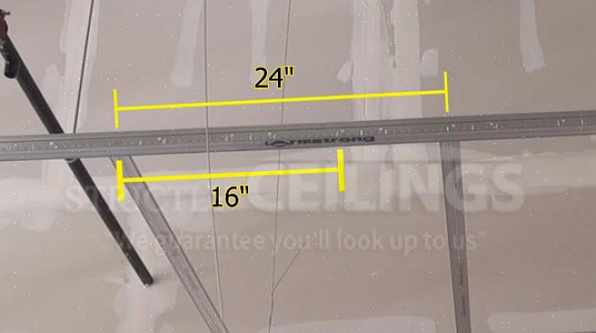 Dizem que o espaçamento máximo do parafuso de campo para drywall é de 41 centímetros