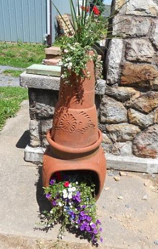 O design do chimenea permite que seja usado na chuva sem que a água apague sua chama